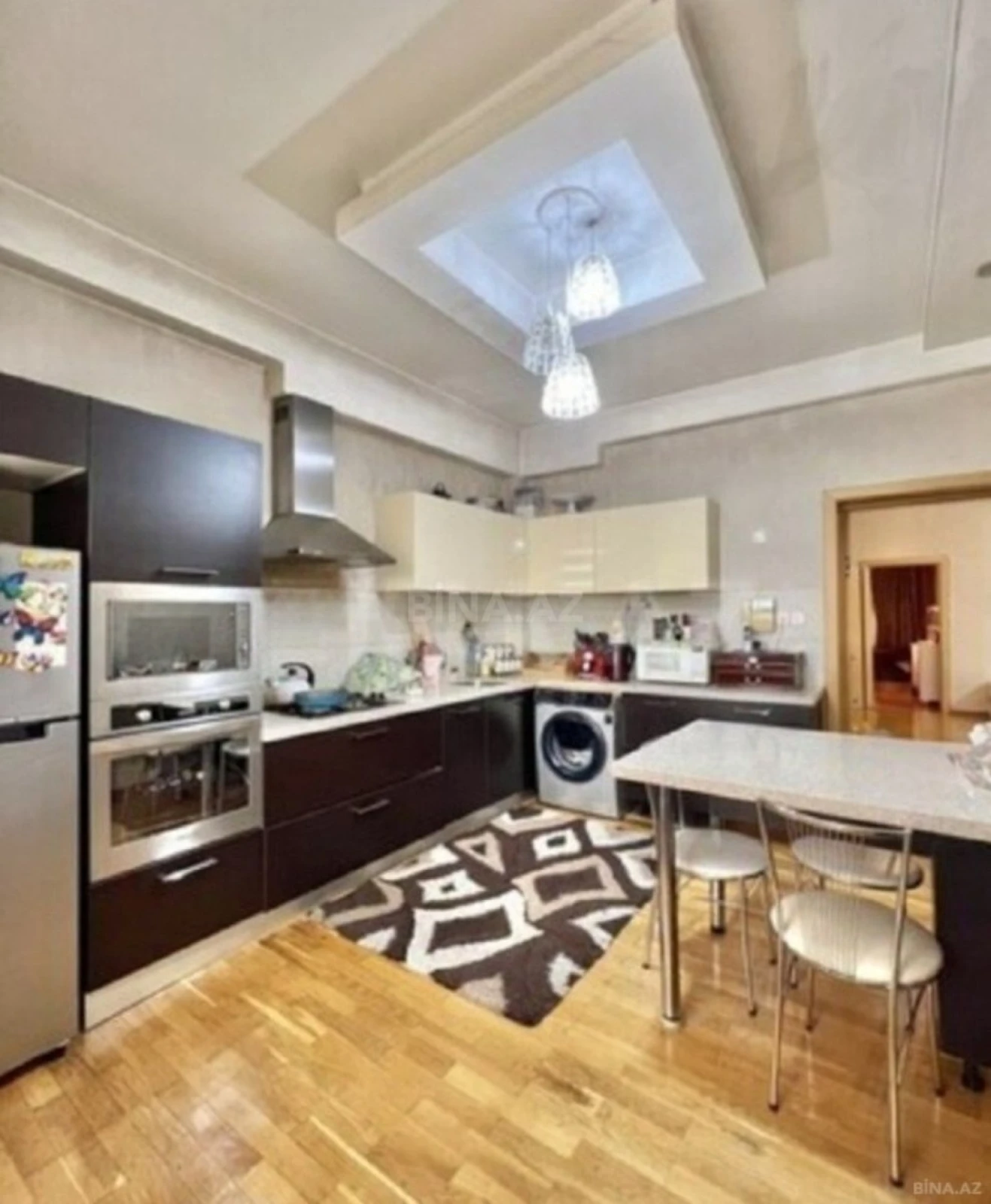 Satılır 2 otaqlı mənzil 110 m²
