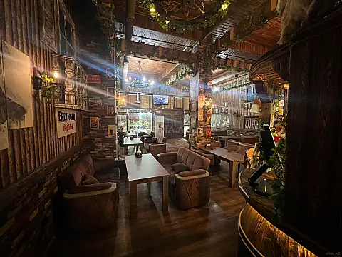 Satılır obyekt 121 m²