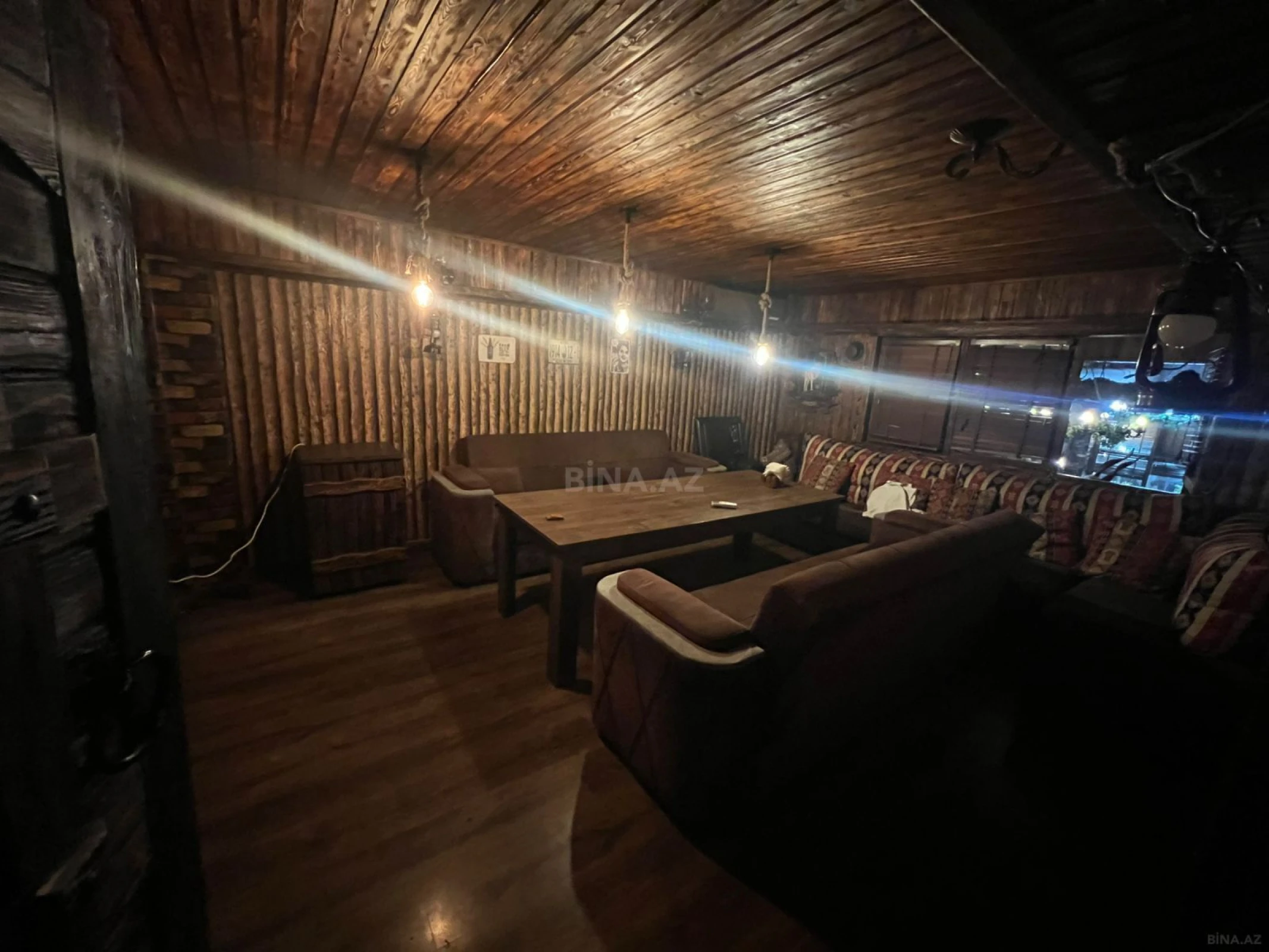 Satılır obyekt 121 m²