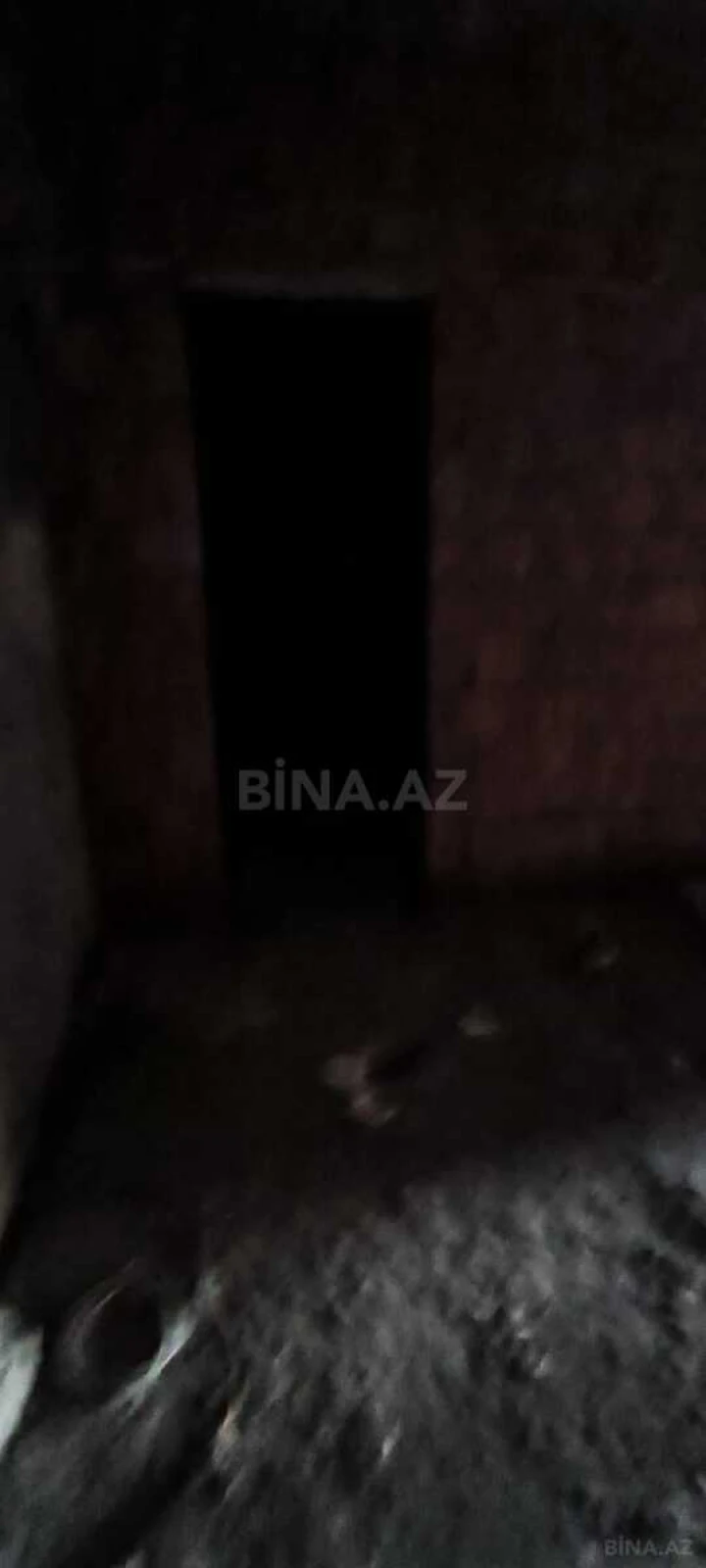 Satılır 4 otaqlı mənzil 147 m²