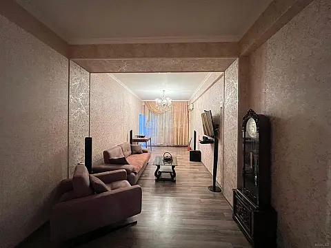 Satılır 3 otaqlı mənzil 100 m²