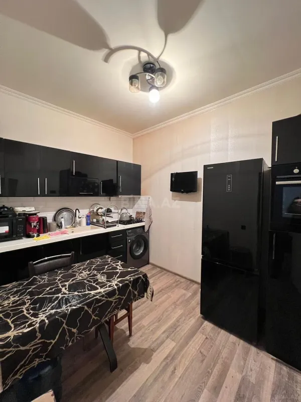 Satılır 3 otaqlı mənzil 100 m²