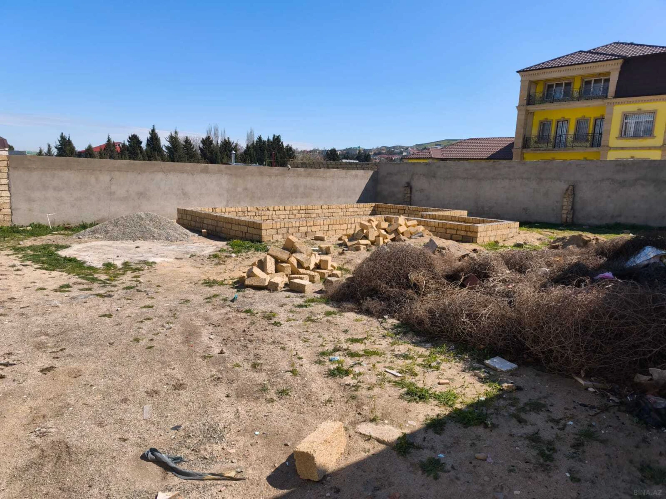 Satılır torpaq sahəsi 4 m²