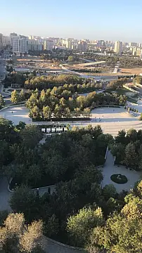 Satılır 4 otaqlı mənzil 200 m²