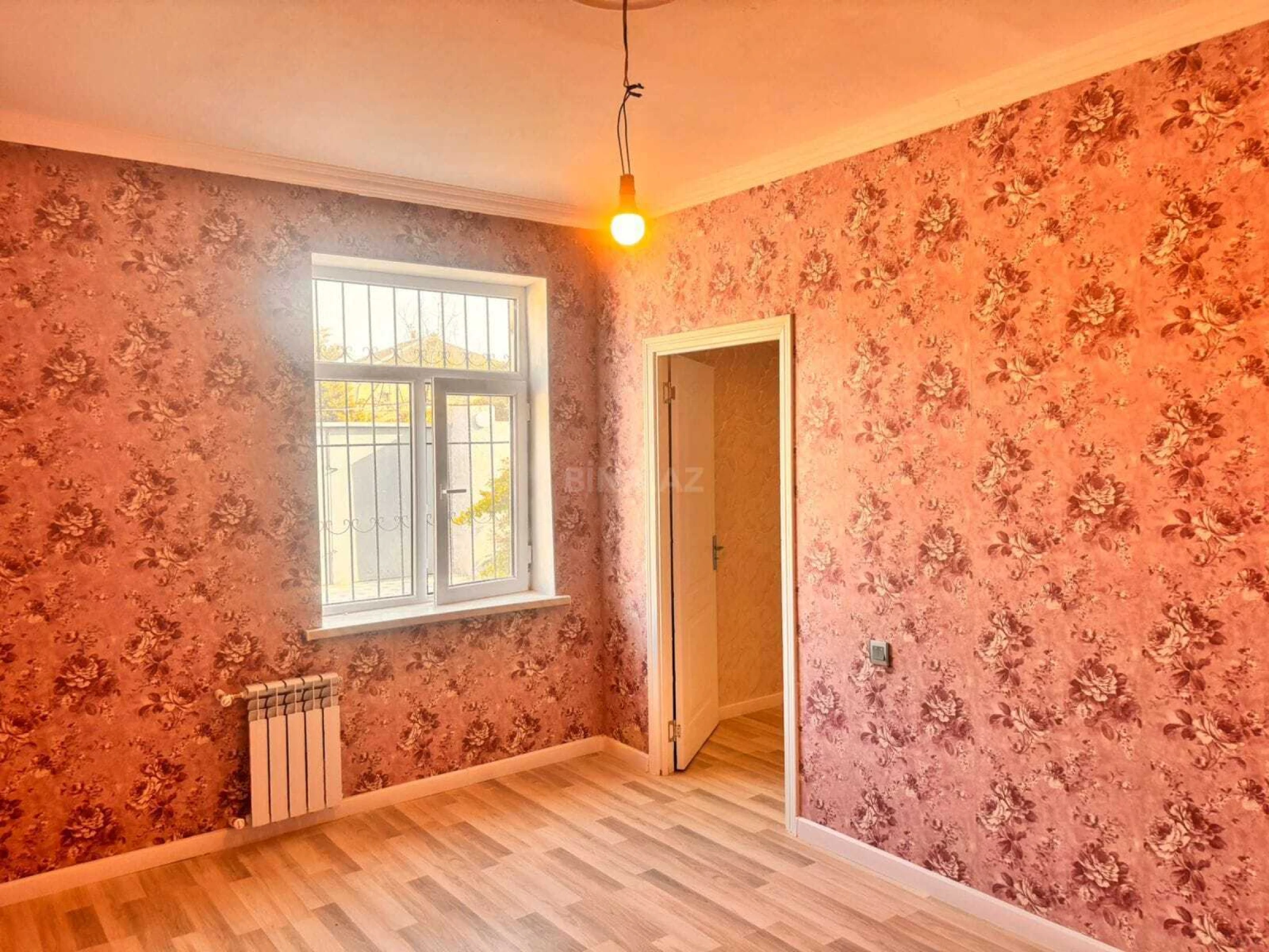 Satılır 2 otaqlı həyət evi 65 m²
