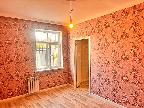 Satılır 2 otaqlı həyət evi 65 m²