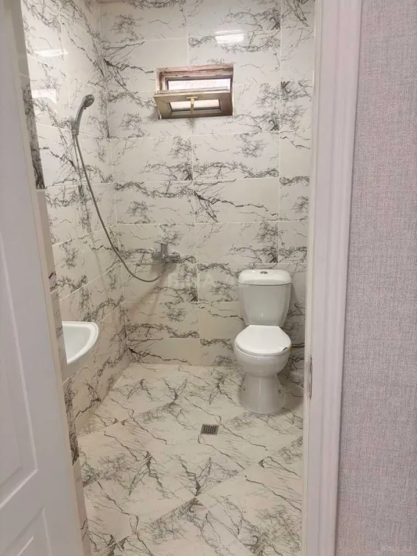 Satılır 2 otaqlı həyət evi 65 m²