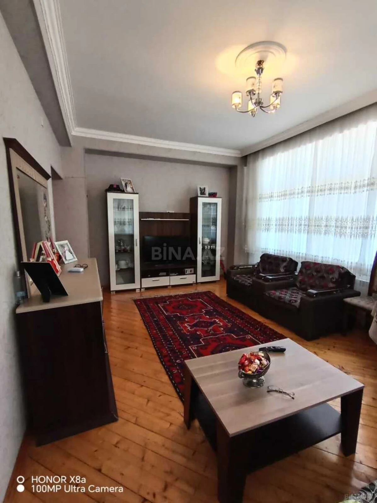 Satılır 3 otaqlı mənzil 126 m²