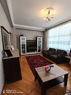 Satılır 3 otaqlı mənzil 126 m²