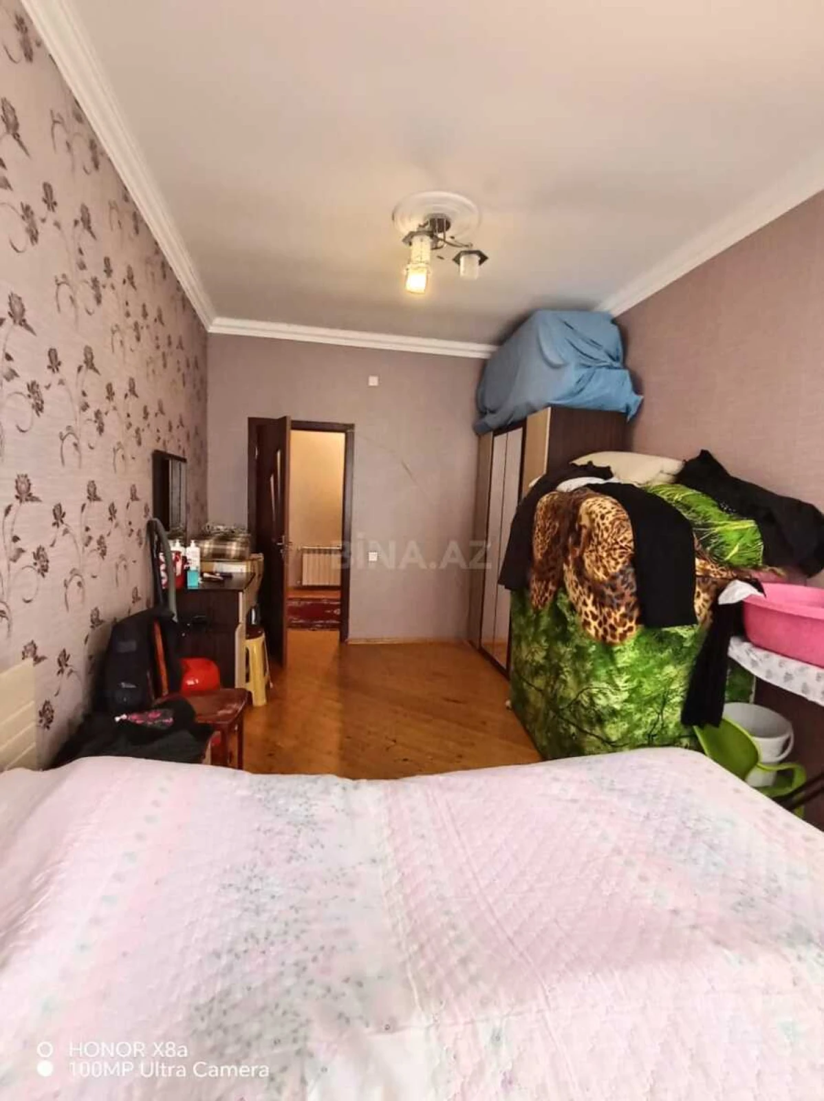 Satılır 3 otaqlı mənzil 126 m²