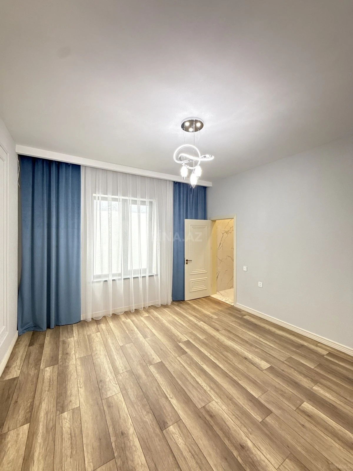 Satılır 4 otaqlı həyət evi 150 m²