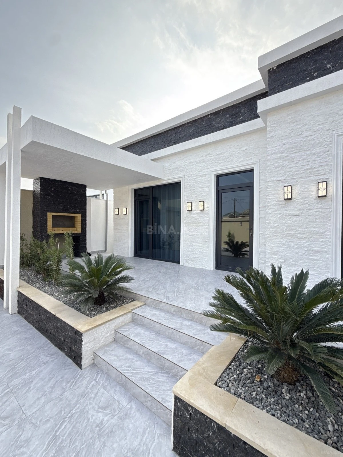 Satılır 4 otaqlı həyət evi 150 m²