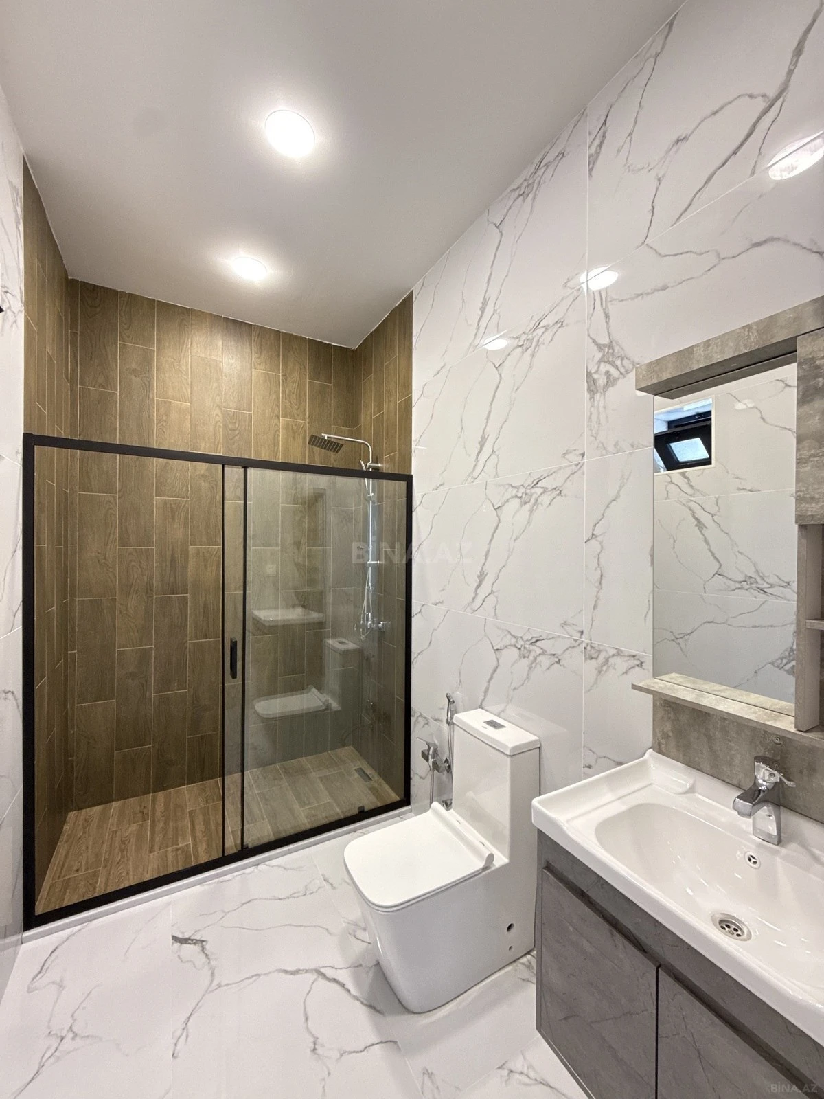 Satılır 4 otaqlı həyət evi 150 m²