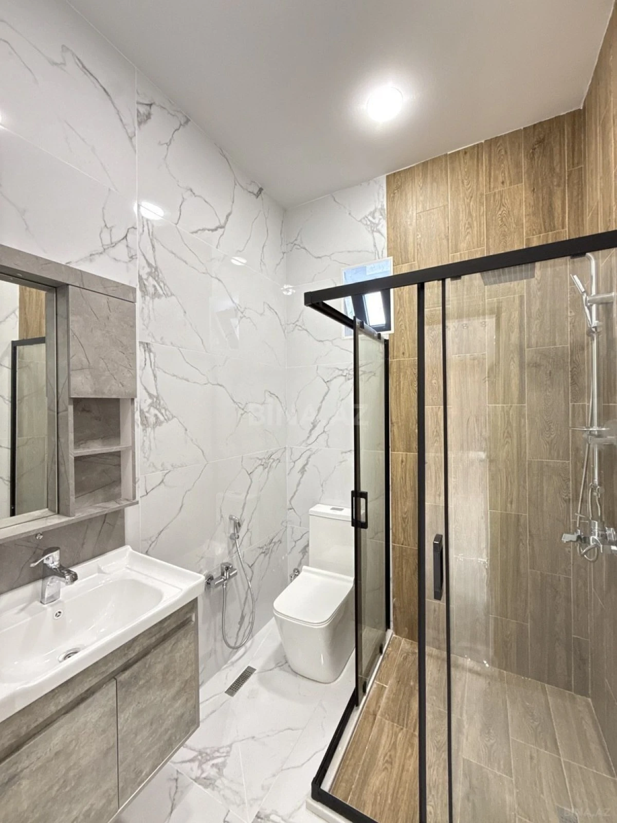 Satılır 4 otaqlı həyət evi 150 m²