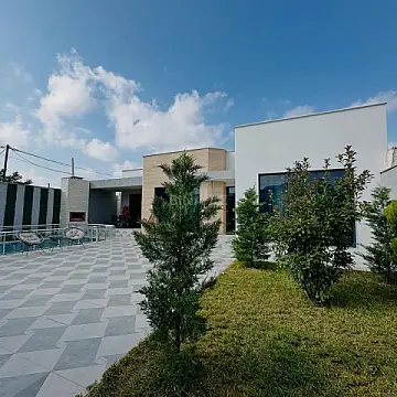 Kirayə verilir 3 otaqlı həyət evi 250 m²