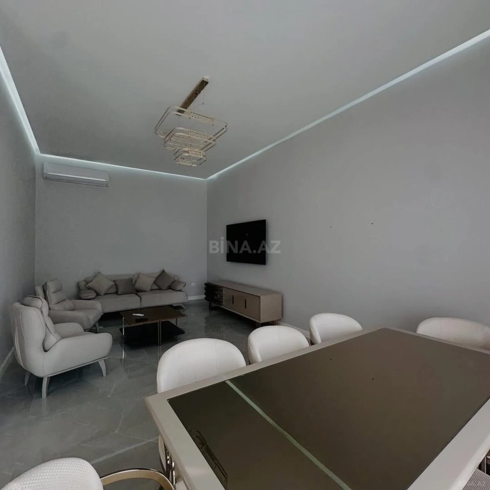 Kirayə verilir 4 otaqlı həyət evi 250 m²