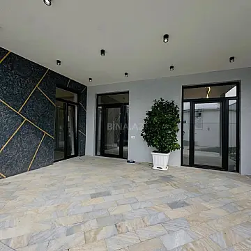 Kirayə verilir 4 otaqlı həyət evi 250 m²