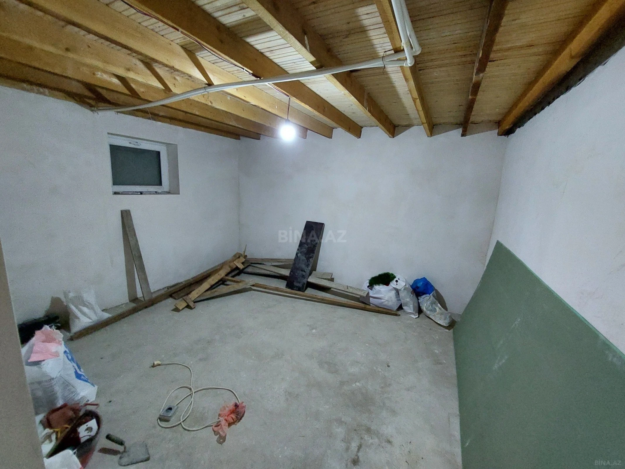 Satılır 3 otaqlı həyət evi 120 m²