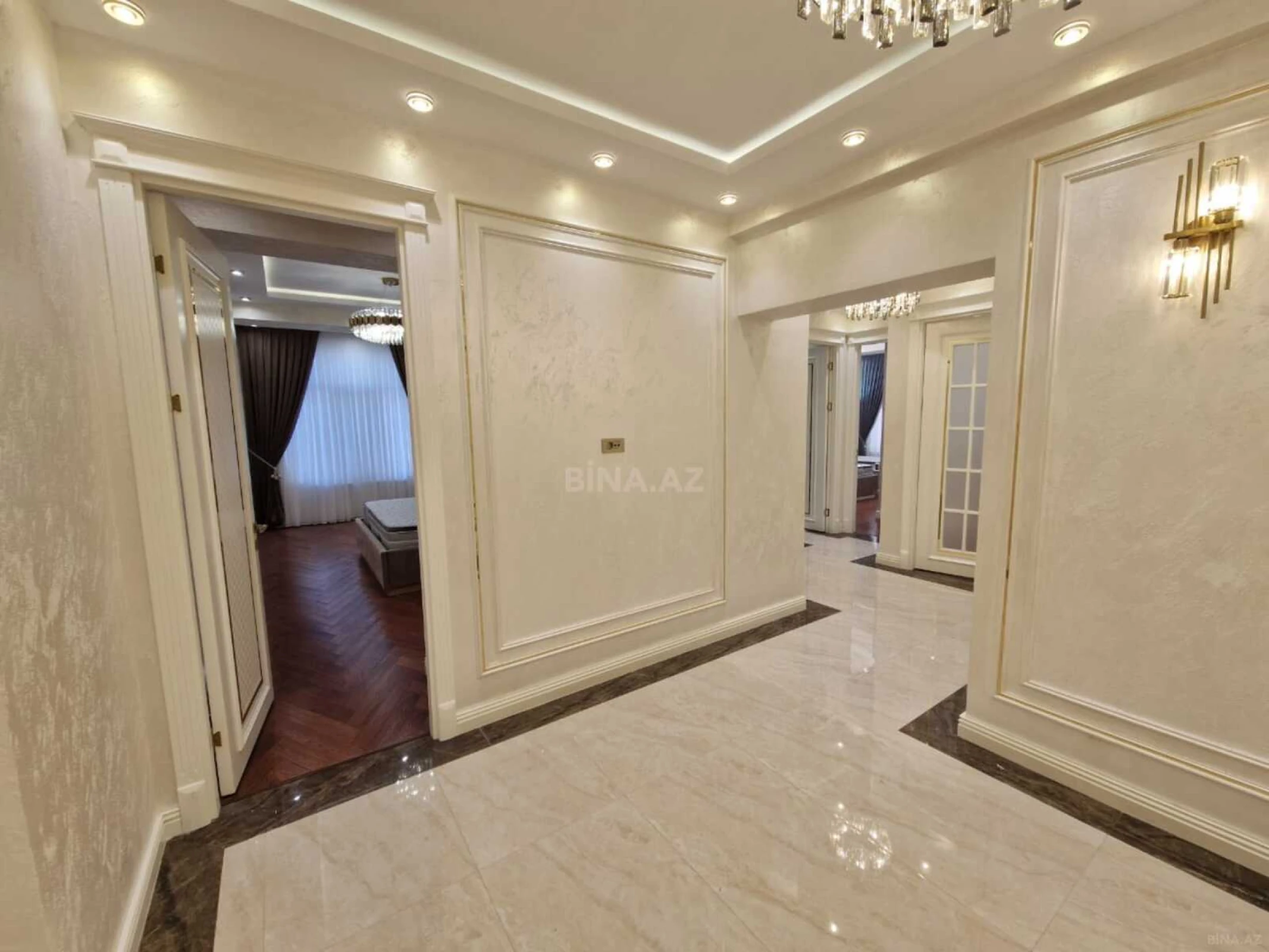 Kirayə verilir 3 otaqlı mənzil 140 m²
