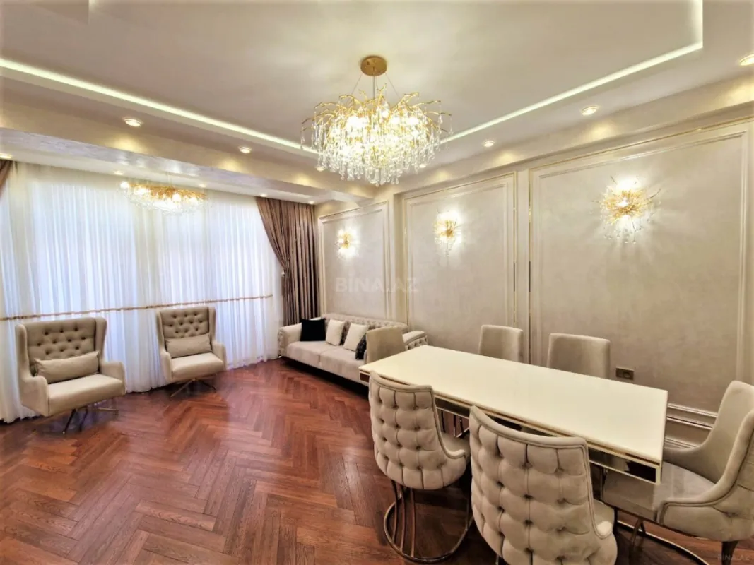 Kirayə verilir 3 otaqlı mənzil 140 m²