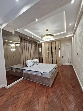 Kirayə verilir 3 otaqlı mənzil 140 m²