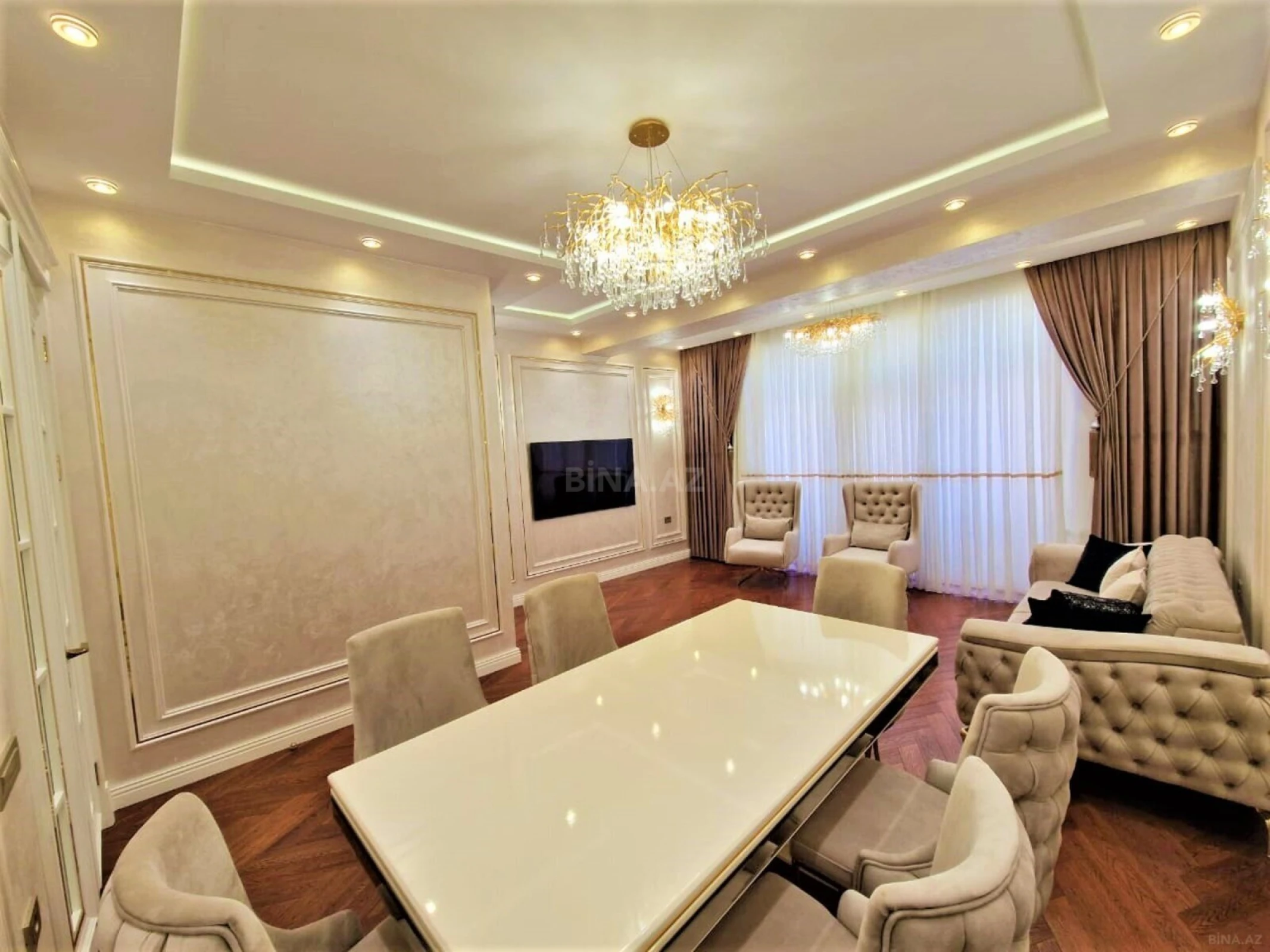 Kirayə verilir 3 otaqlı mənzil 140 m²