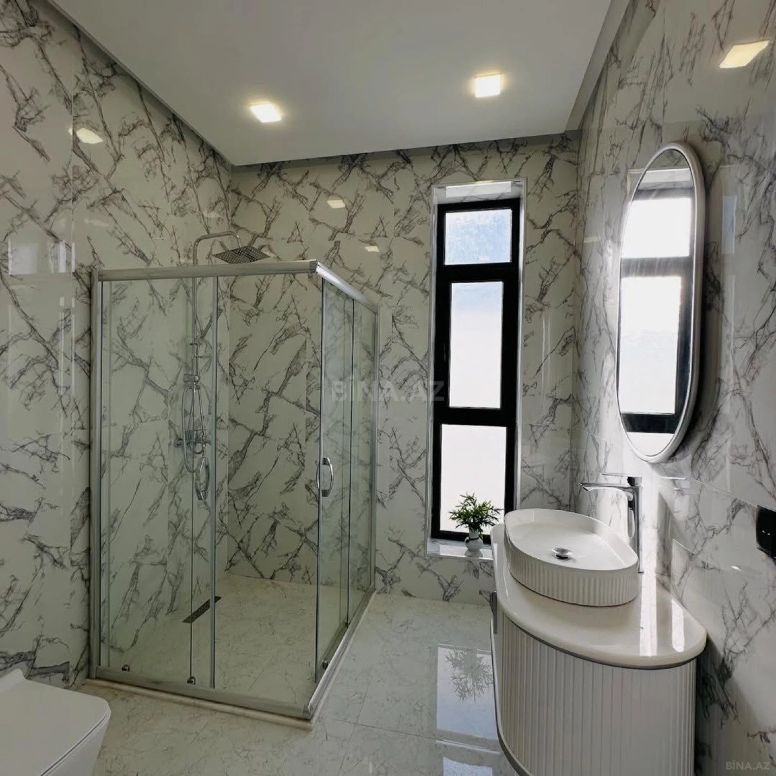 Kirayə verilir 4 otaqlı həyət evi 250 m²