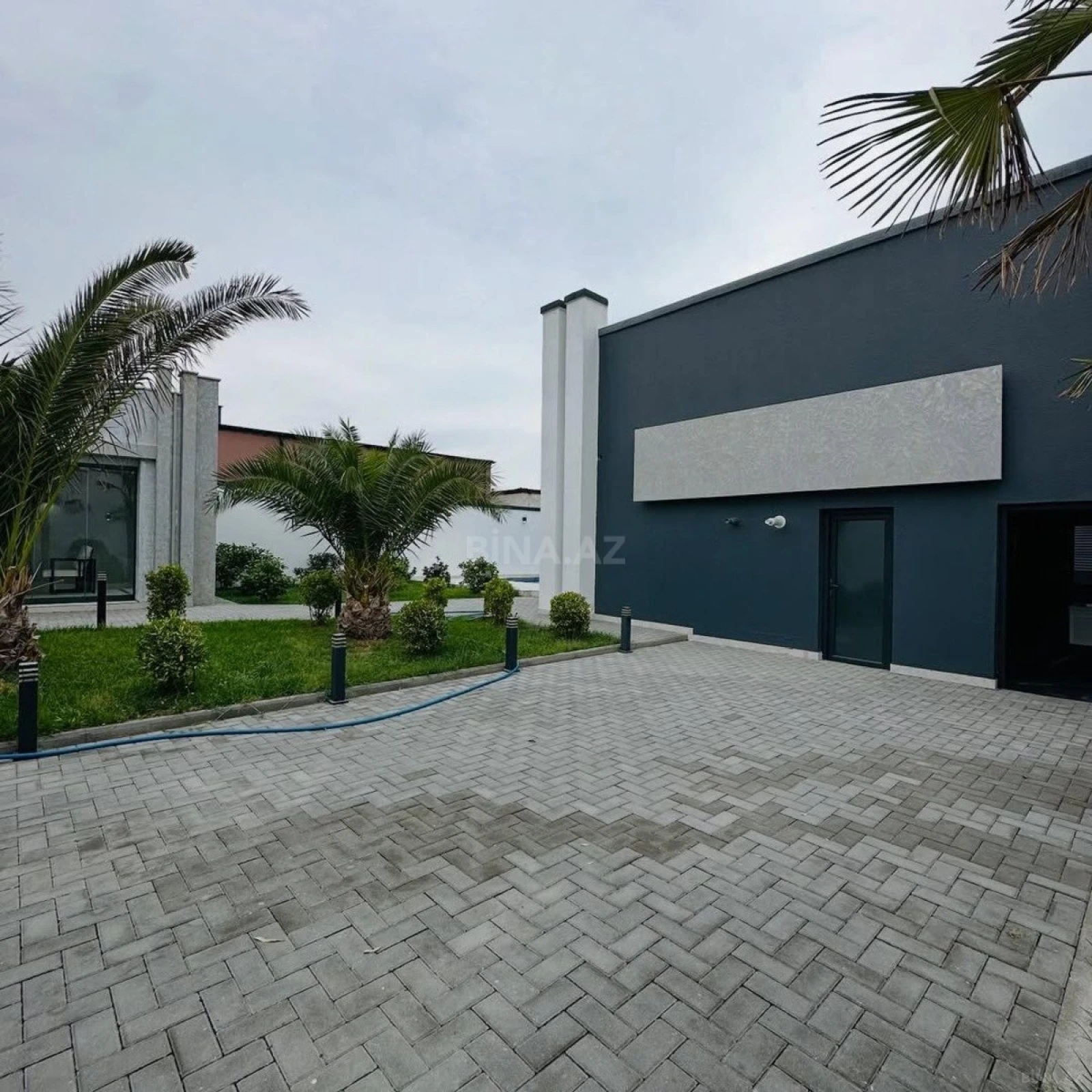 Kirayə verilir 4 otaqlı həyət evi 250 m²