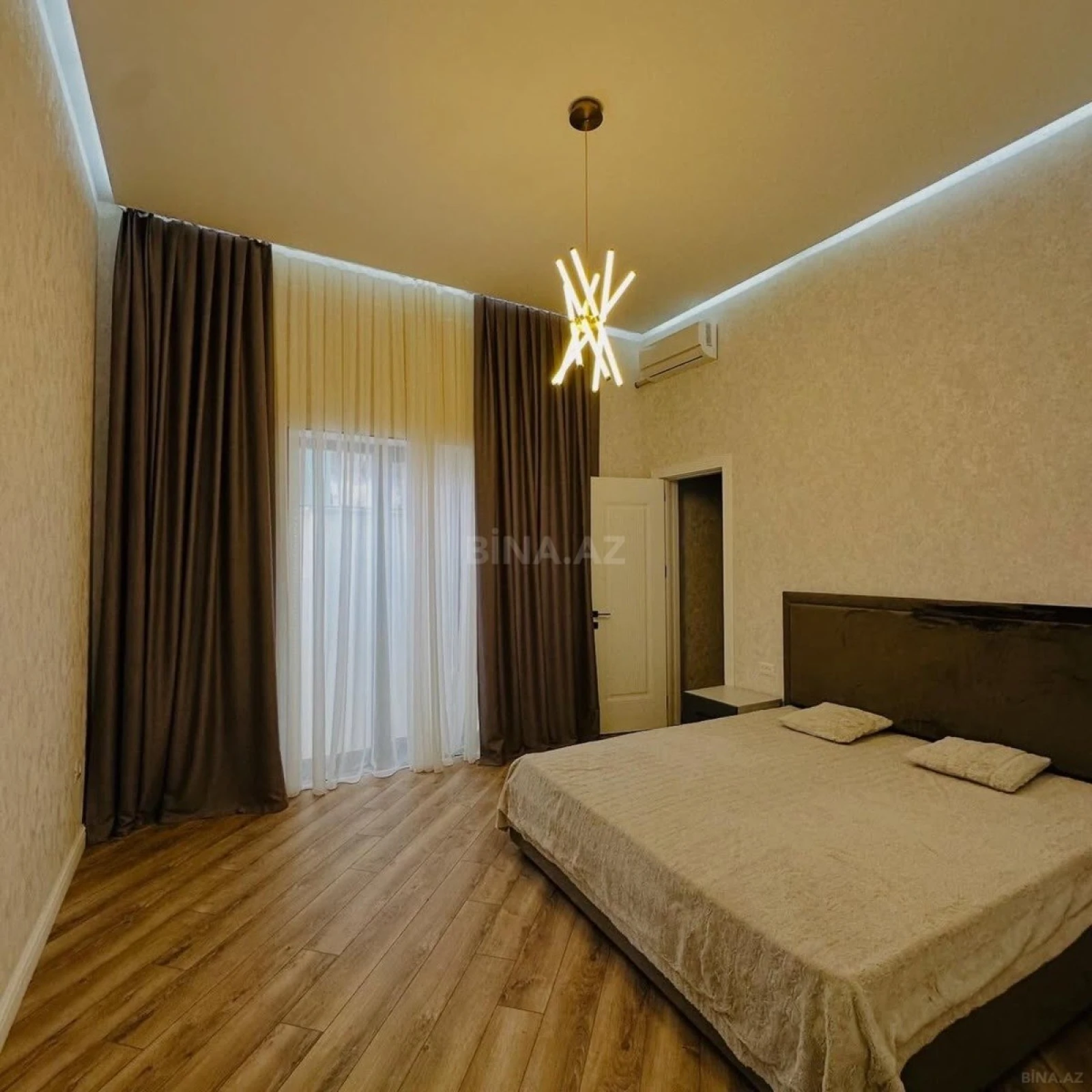Kirayə verilir 4 otaqlı həyət evi 250 m²