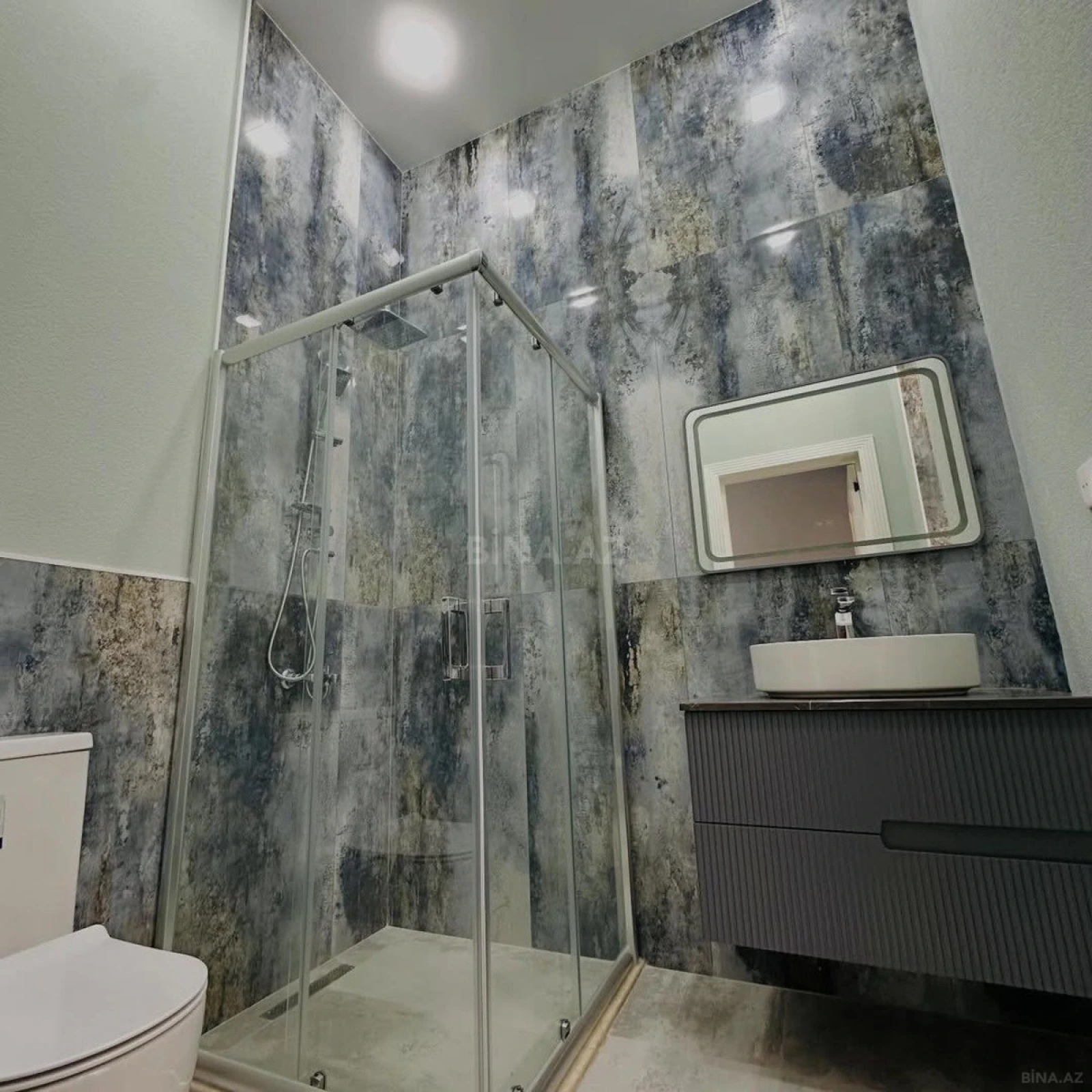 Kirayə verilir 4 otaqlı həyət evi 250 m²