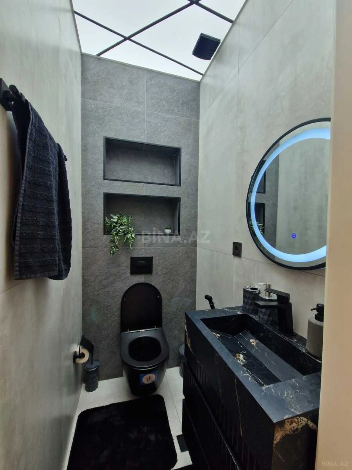 Kirayə verilir 3 otaqlı mənzil 160 m²