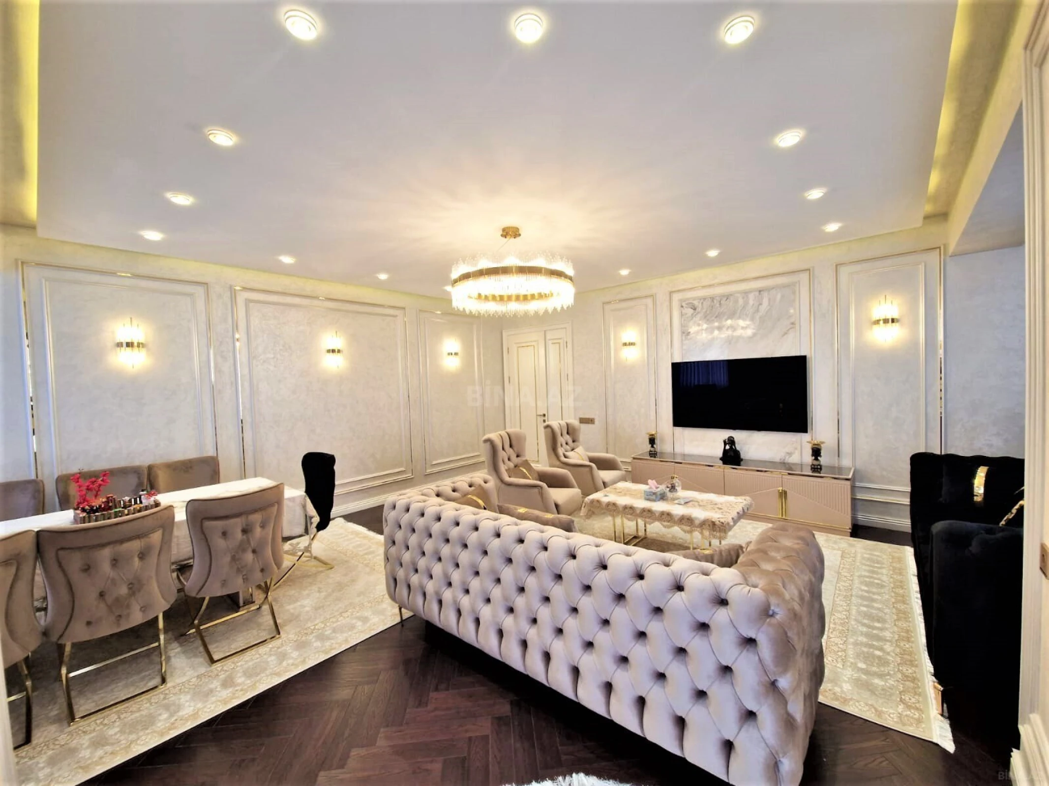 Kirayə verilir 3 otaqlı mənzil 160 m²