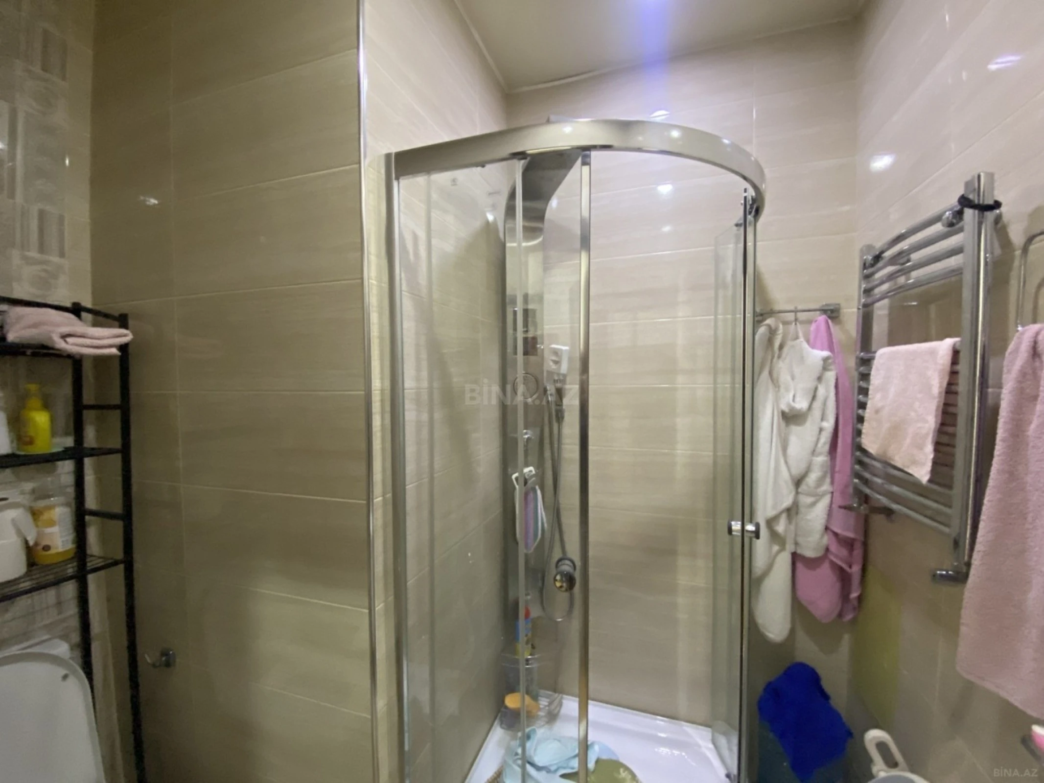 Satılır 4 otaqlı mənzil 177 m²