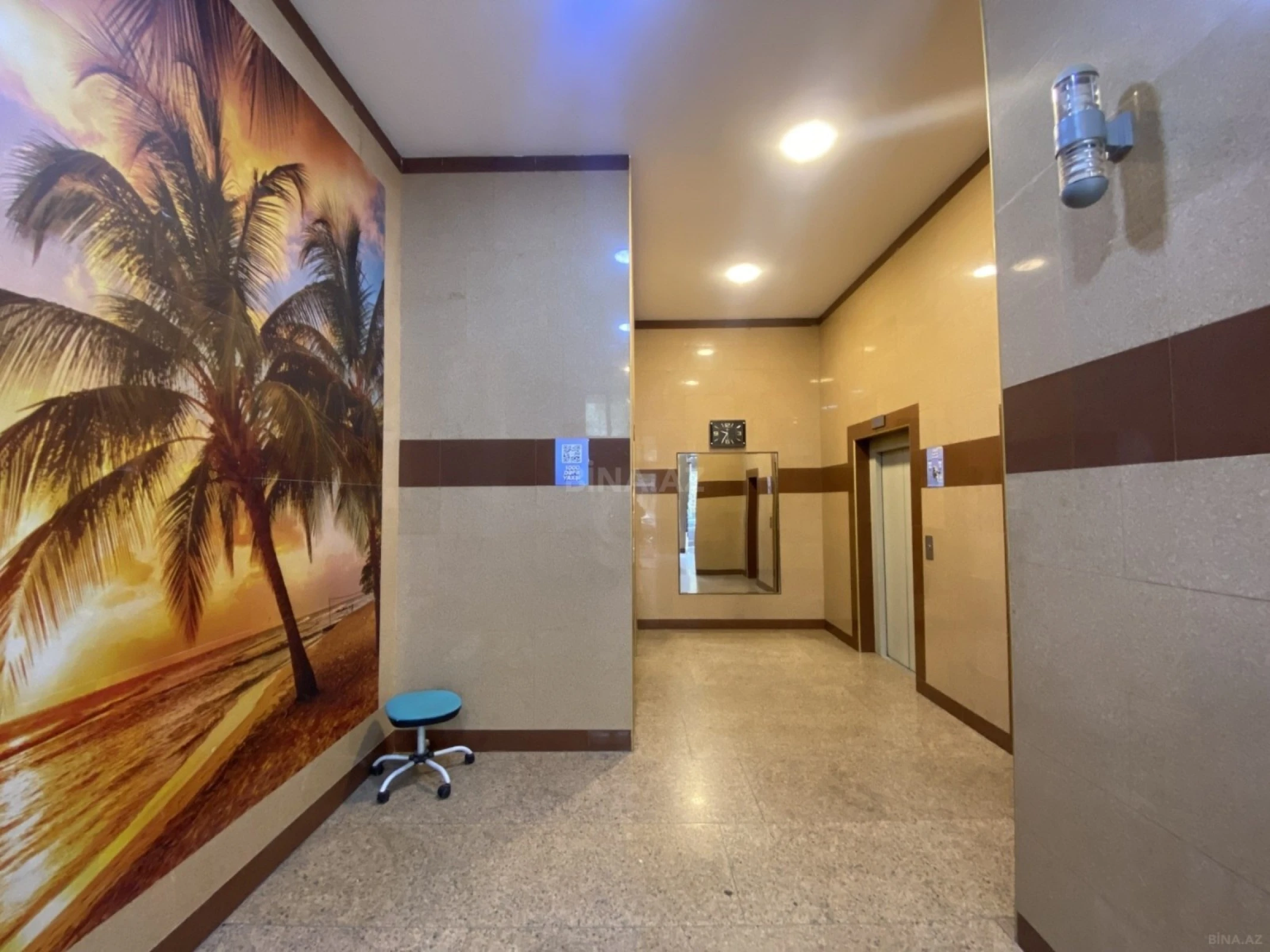 Satılır 4 otaqlı mənzil 177 m²