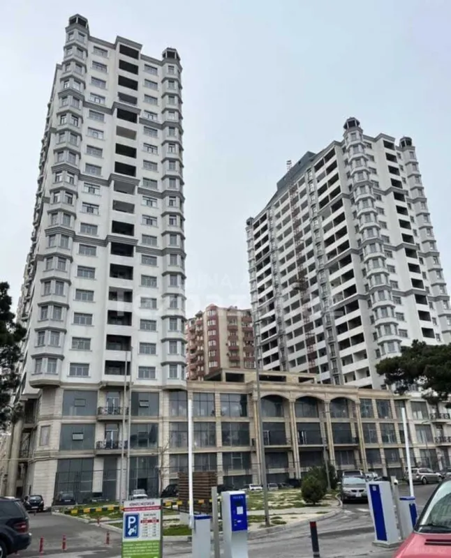 Satılır 2 otaqlı mənzil 75 m²