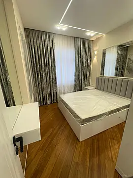 Satılır 2 otaqlı mənzil 75 m²