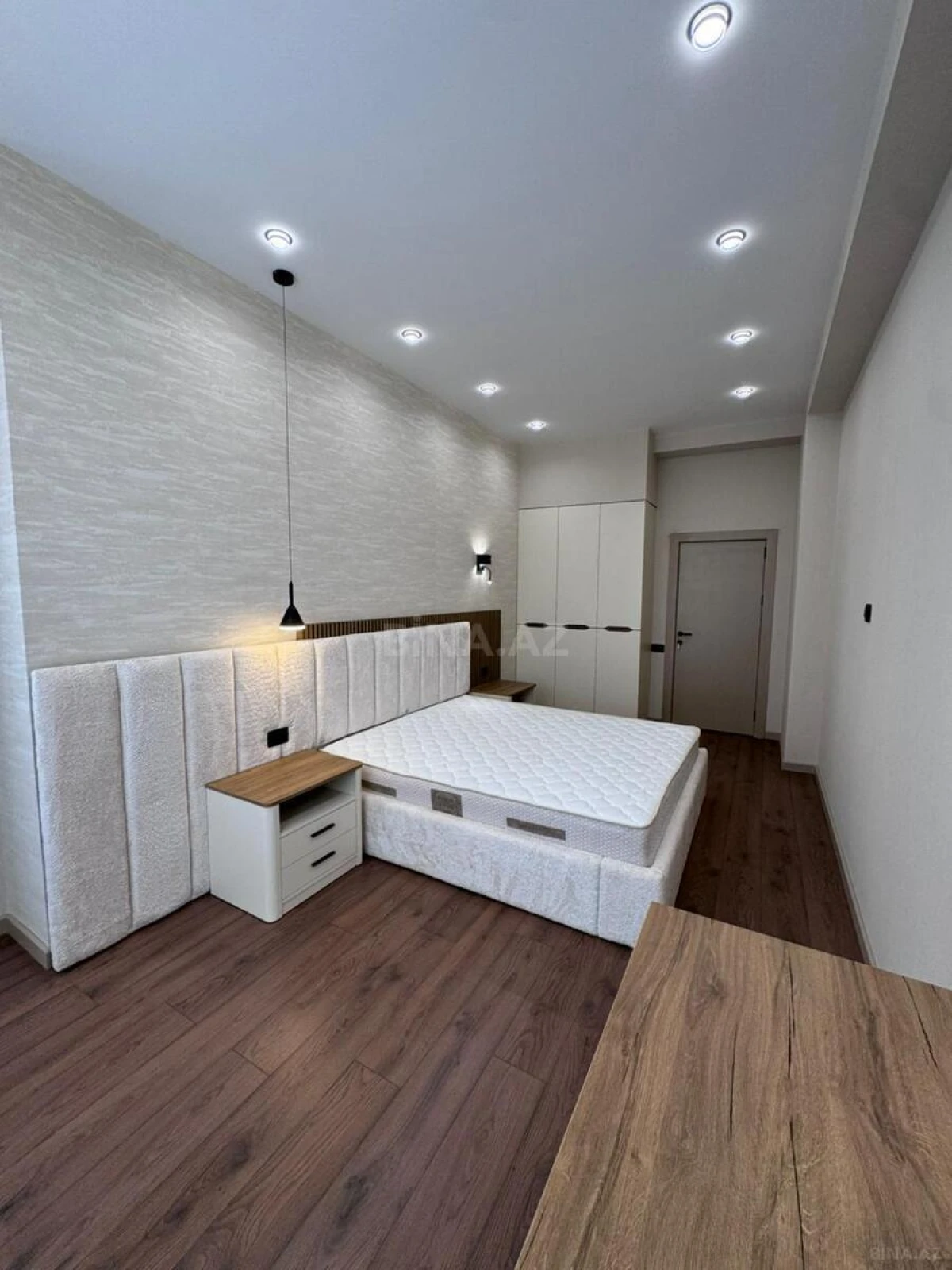 Kirayə verilir 3 otaqlı mənzil 95 m²