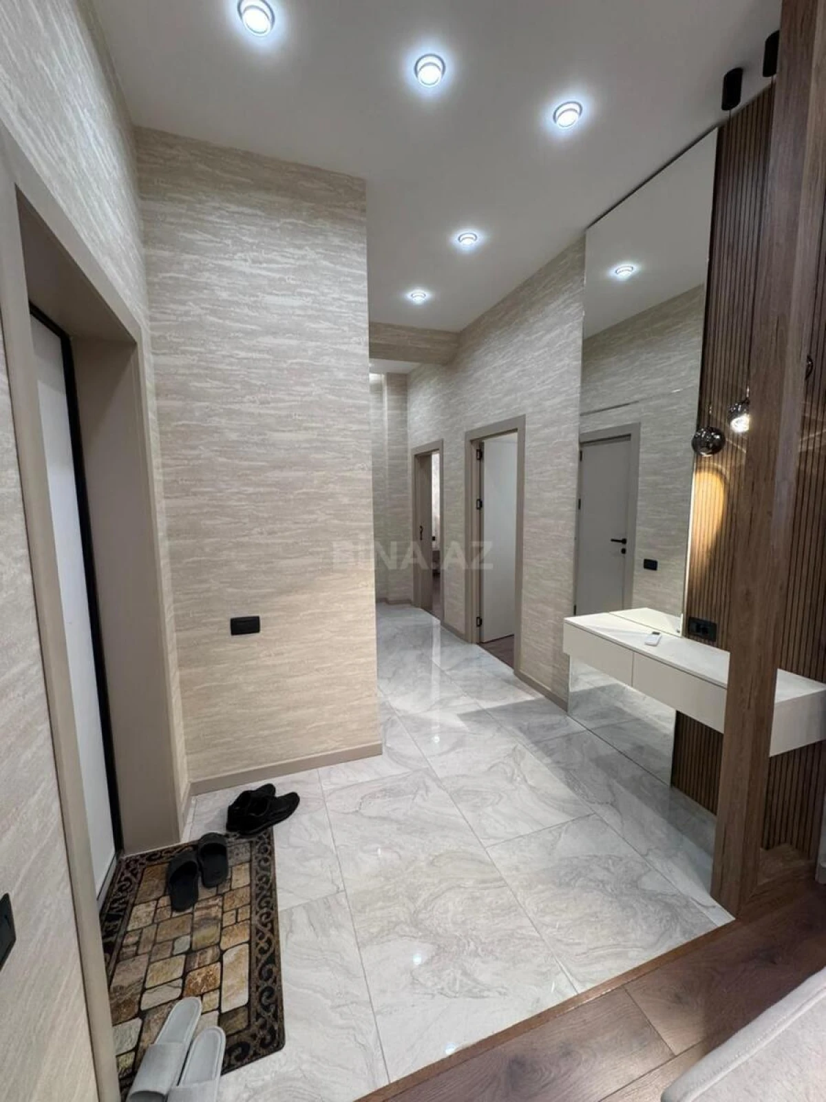Kirayə verilir 3 otaqlı mənzil 95 m²