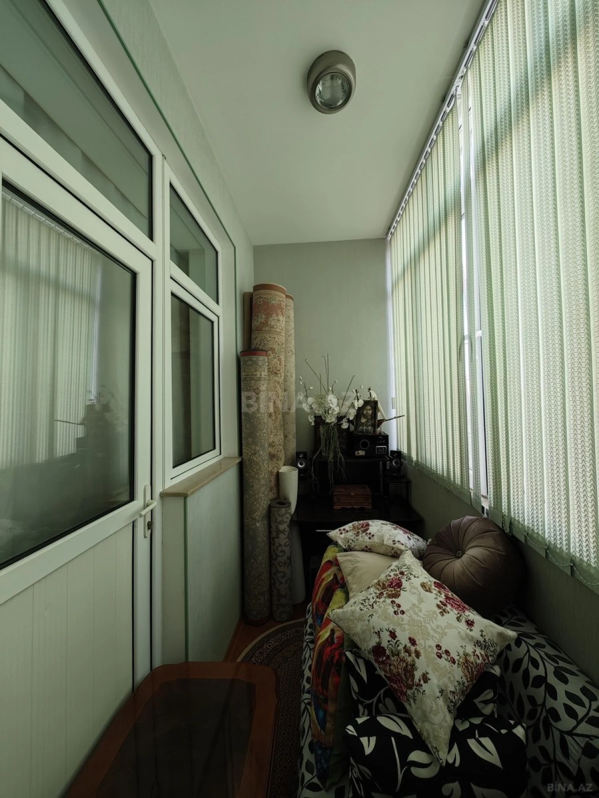 Satılır 3 otaqlı mənzil 138 m²