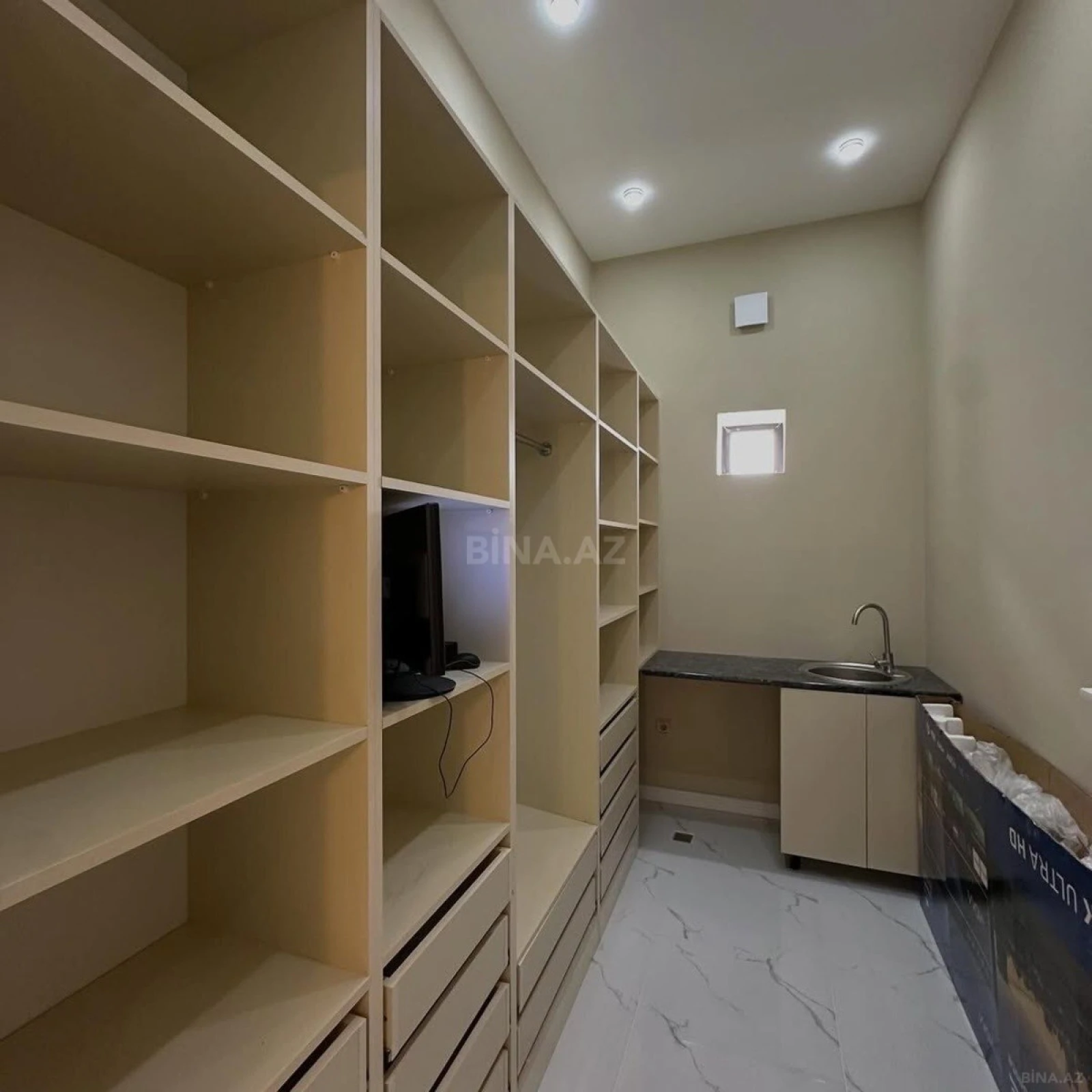 Kirayə verilir 4 otaqlı həyət evi 250 m²