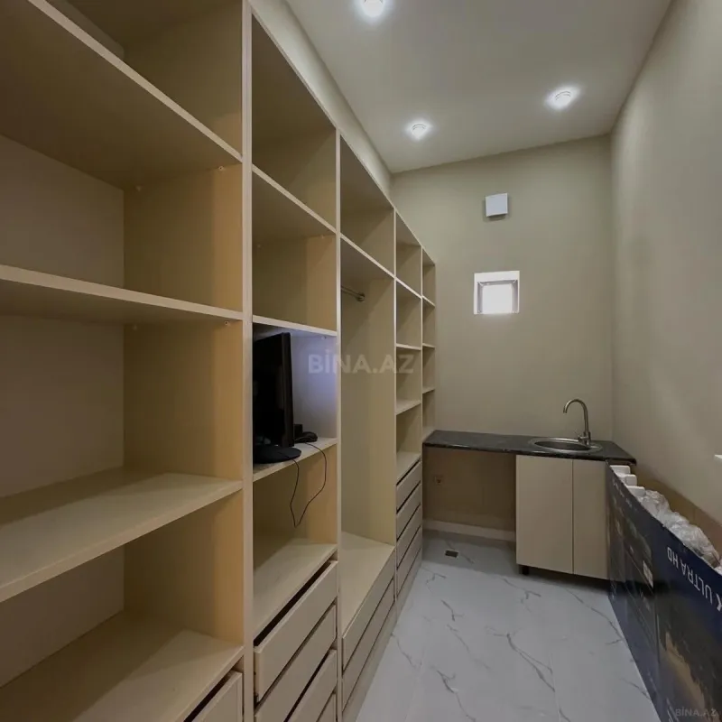 Kirayə verilir 4 otaqlı həyət evi 250 m²