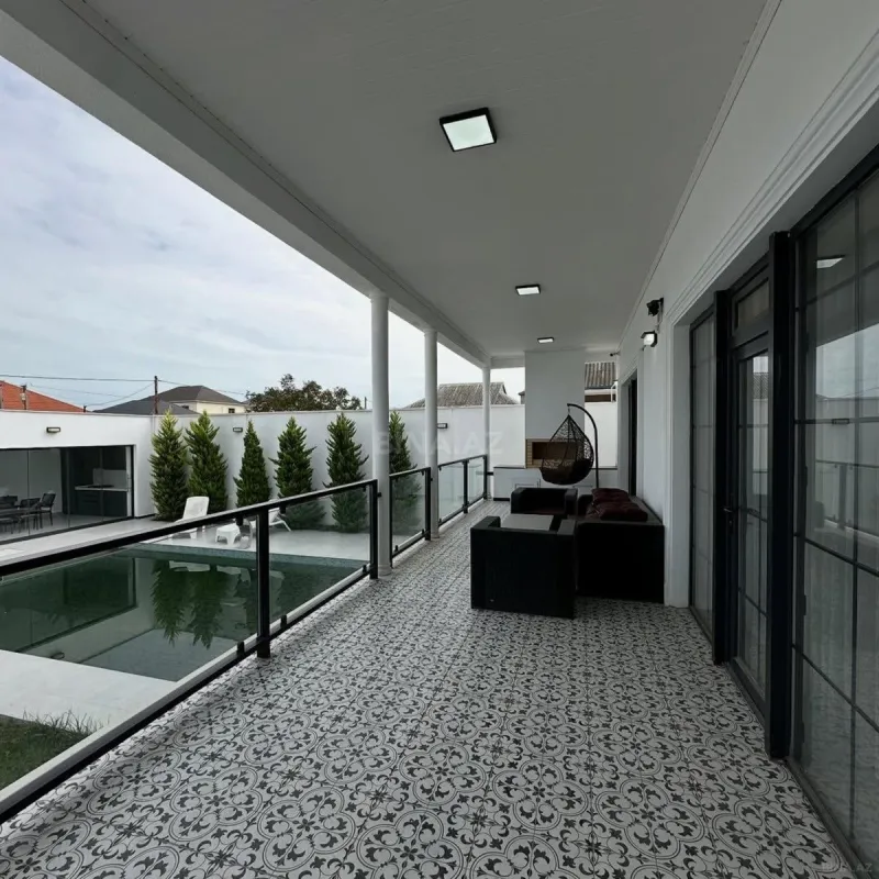 Kirayə verilir 4 otaqlı həyət evi 250 m²