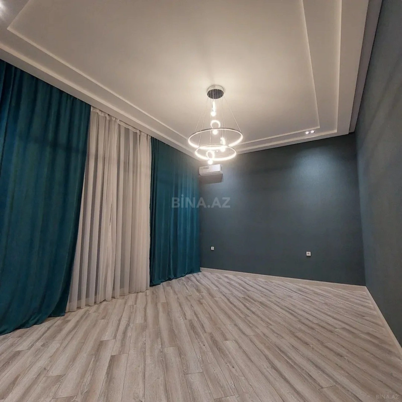 Kirayə verilir 5 otaqlı həyət evi 300 m²