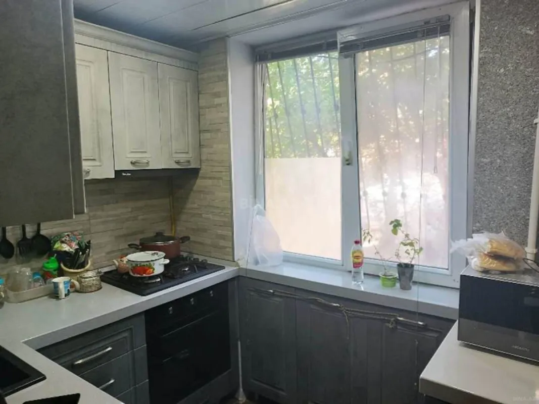 Satılır obyekt 65 m²