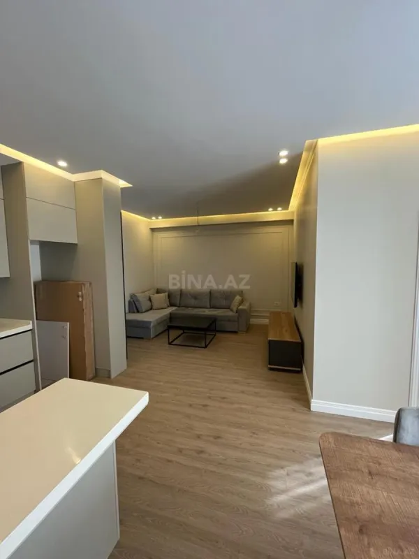 Satılır 2 otaqlı mənzil 68 m²