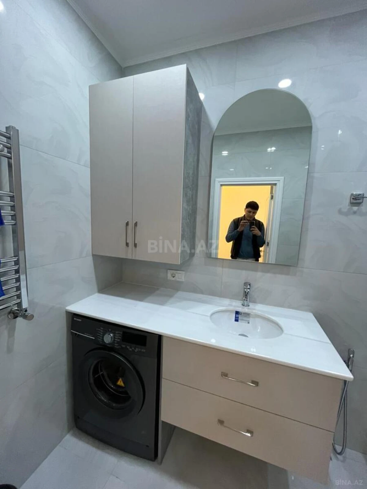 Satılır 2 otaqlı mənzil 68 m²