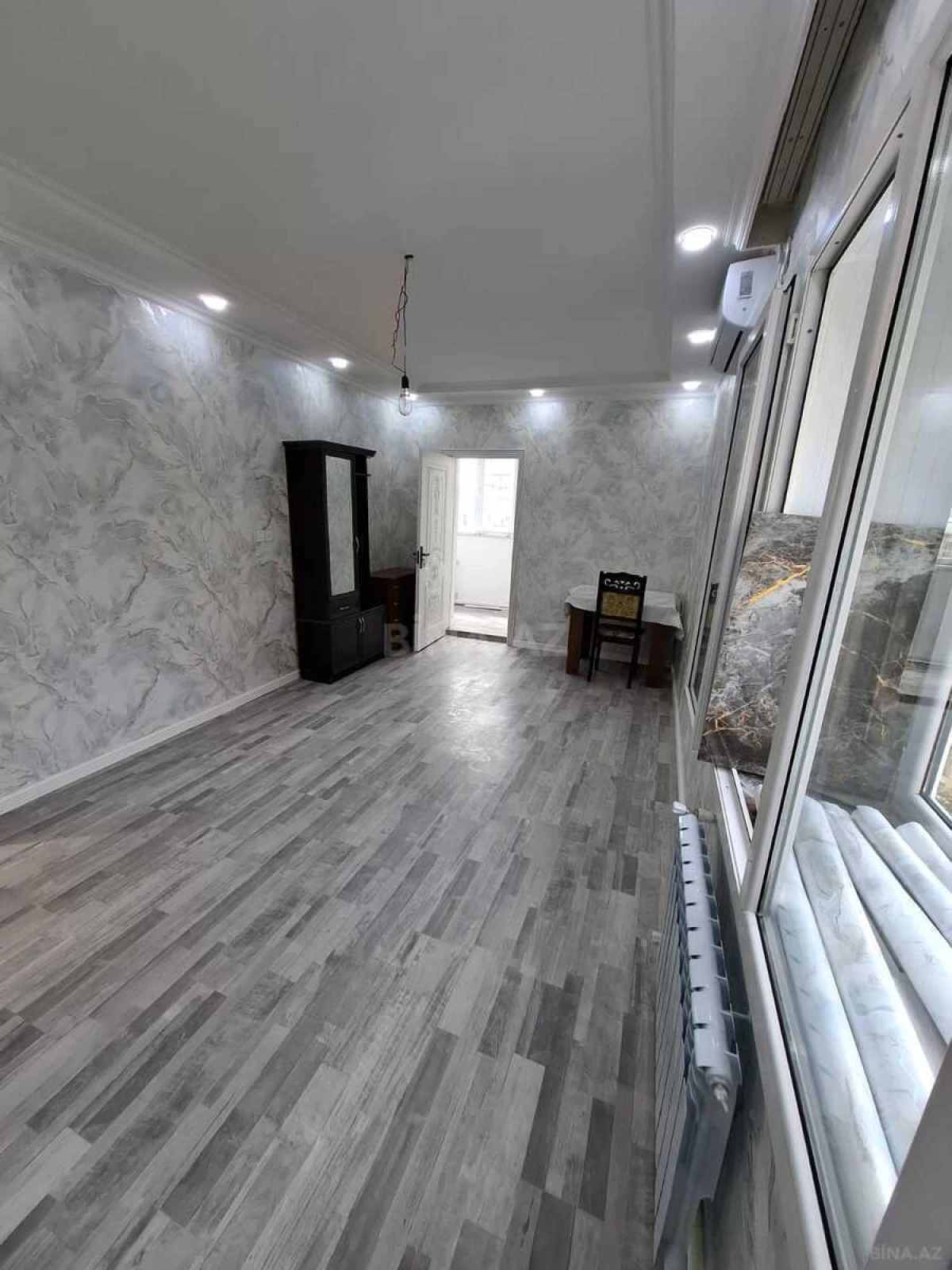 Satılır 2 otaqlı mənzil 45 m²
