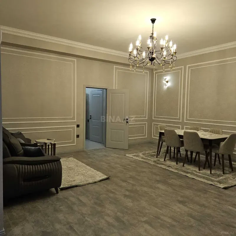Kirayə verilir 3 otaqlı mənzil 141 m²