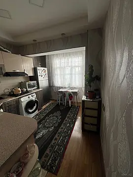 Satılır 4 otaqlı mənzil 100 m²