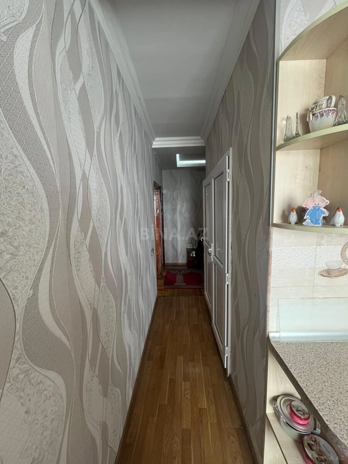 Satılır 4 otaqlı mənzil 100 m²